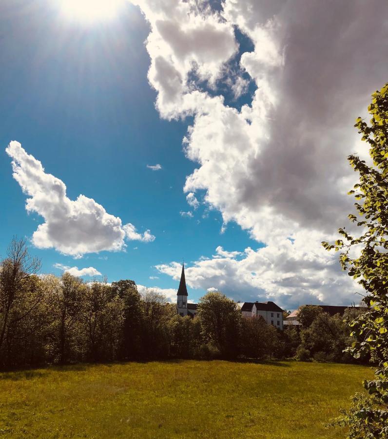 Ferienwohnung Ferien an der Traun Traunwalchen Exterior foto